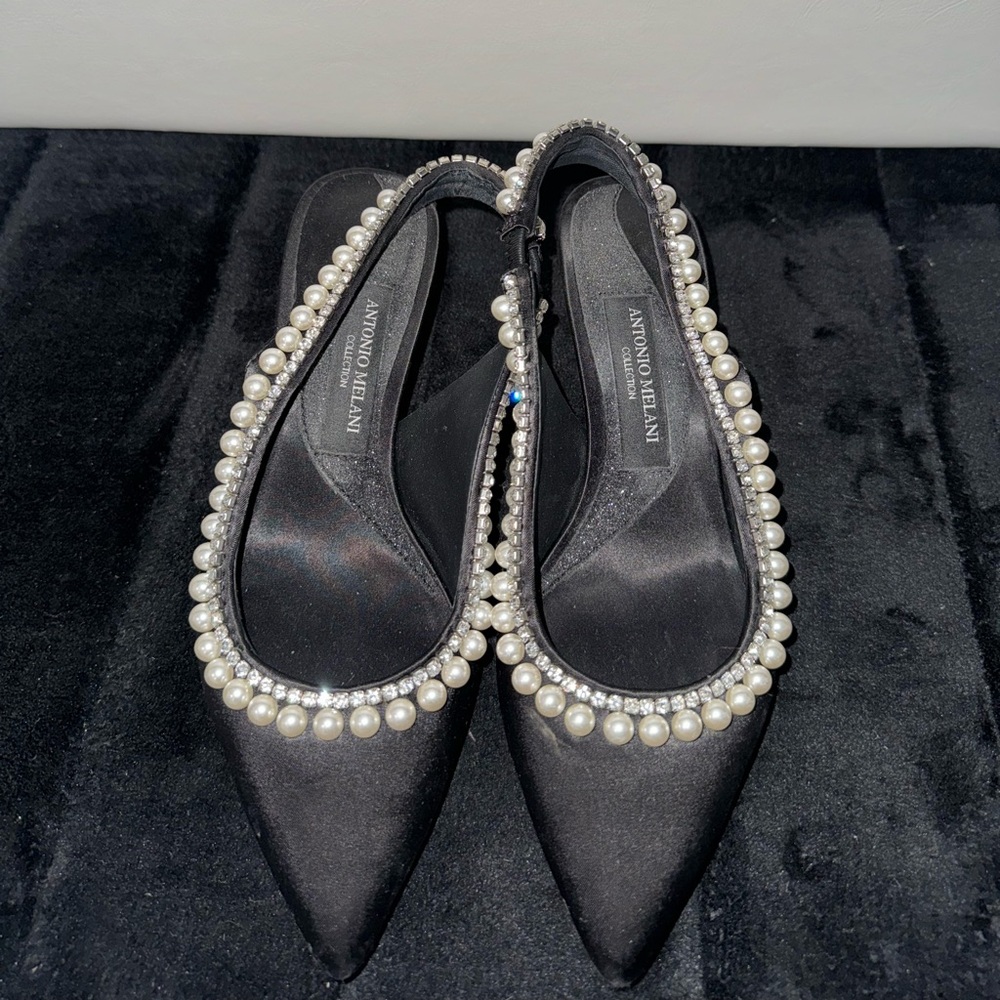 ANTONIO MELANI Black Heels with Pearl Embellishments